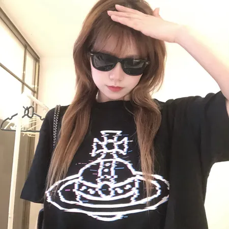 ヴィヴィアン・ウエストウッド Tシャツ