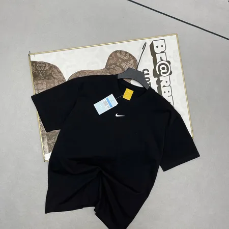 ナイキ Tシャツ