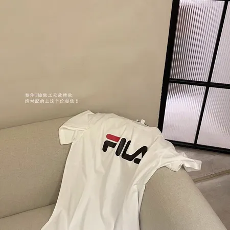 フィラ Tシャツ
