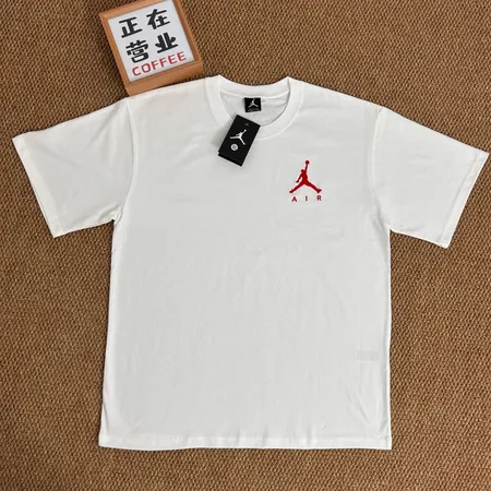 エアジョーダン Tシャツ