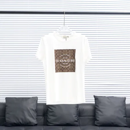 コーチ Tシャツ