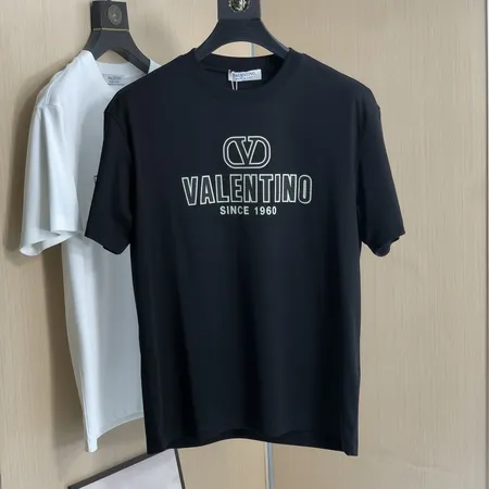 ヴァレンティノ Tシャツ