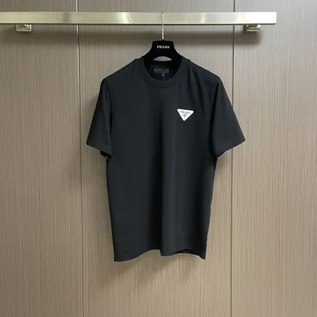 プラダ Tシャツ