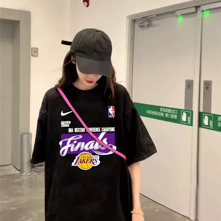 ナイキ Tシャツ