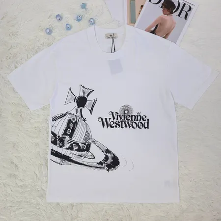 ヴィヴィアン・ウエストウッド Tシャツ