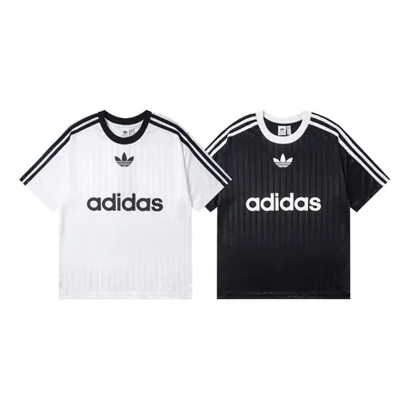 アディダス Tシャツ