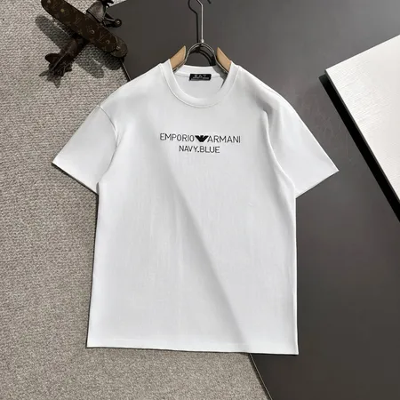 アルマーニ Tシャツ
