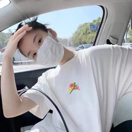 ナイキ Tシャツ