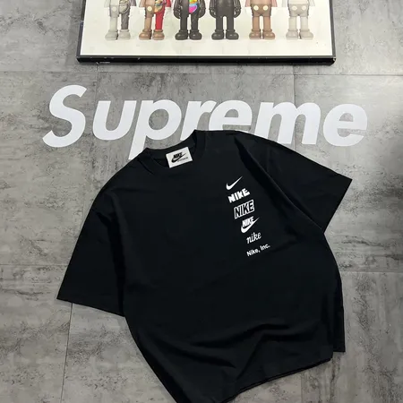 ナイキ Tシャツ