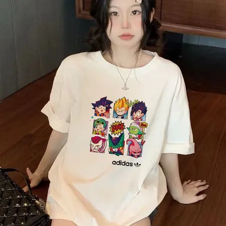 アディダス Tシャツ
