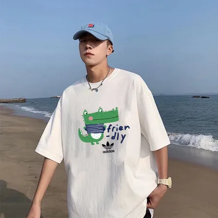 アディダス Tシャツ