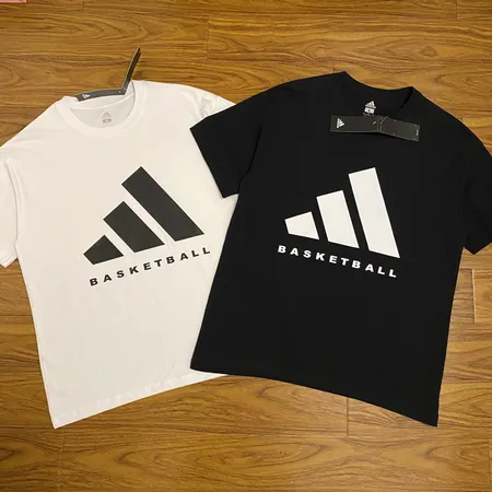 アディダス Tシャツ