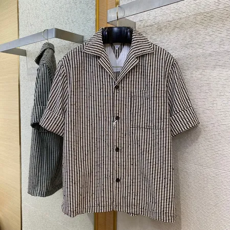 オフホワイト シャツ