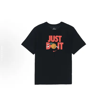 ナイキ Tシャツ