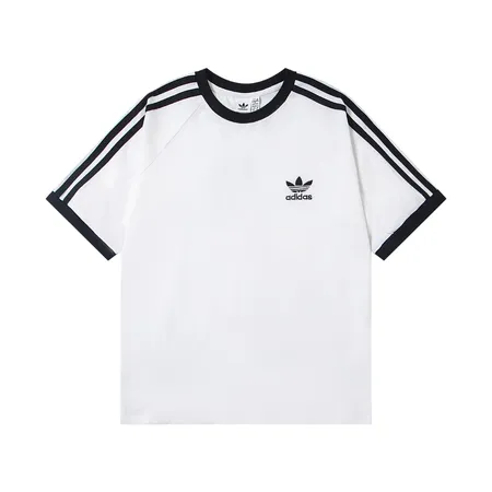 アディダス Tシャツ