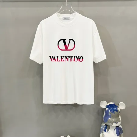 ヴァレンティノ Tシャツ
