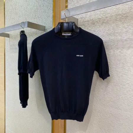 ミュウミュウ Tシャツ