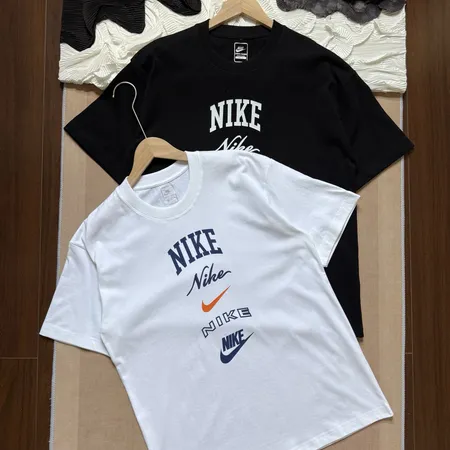 ナイキ Tシャツ