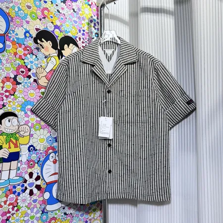 オフホワイト シャツ