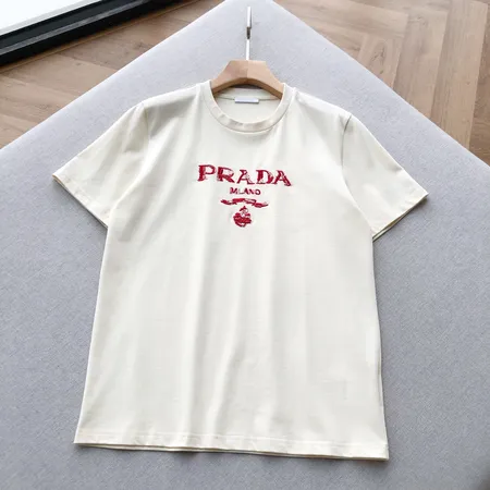 プラダ Tシャツ
