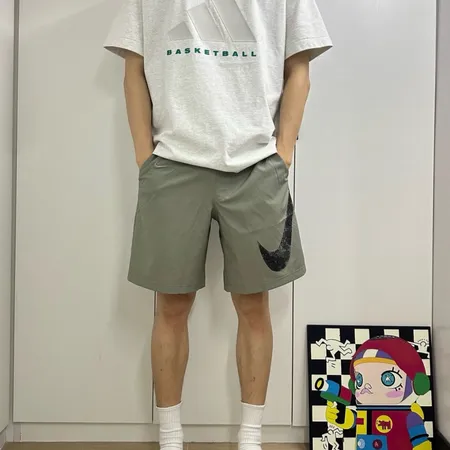 アディダス Tシャツ