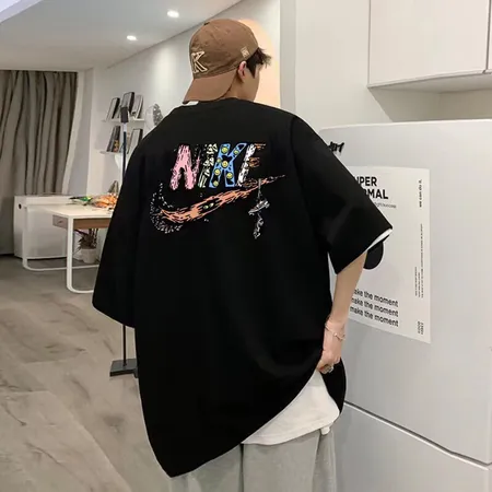 ナイキ Tシャツ