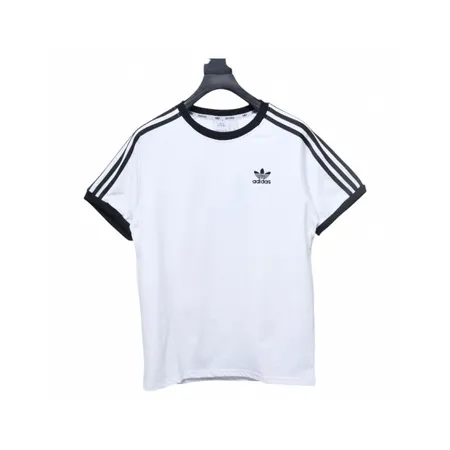 アディダス Tシャツ