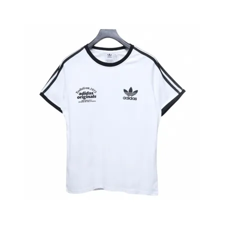 アディダス Tシャツ