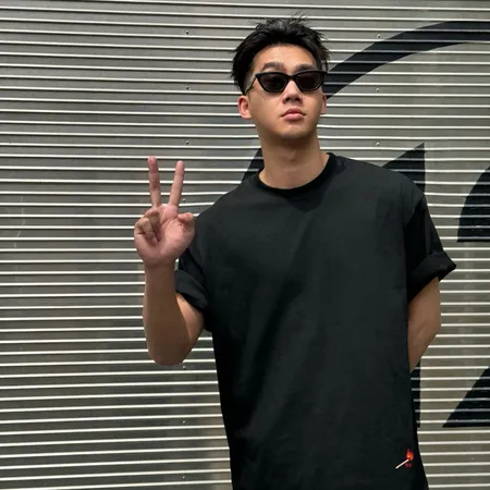 ボッテガ ヴェネタ Tシャツ