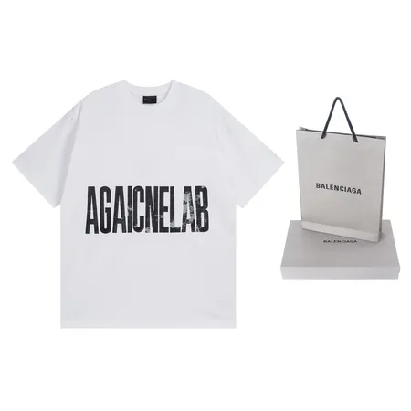 バレンシアガ Tシャツ