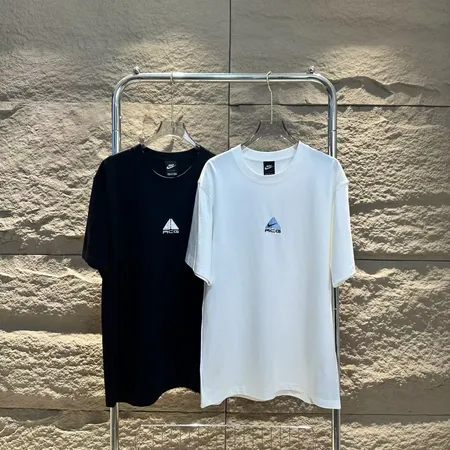 ナイキ Tシャツ