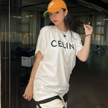 セリーヌ Tシャツ