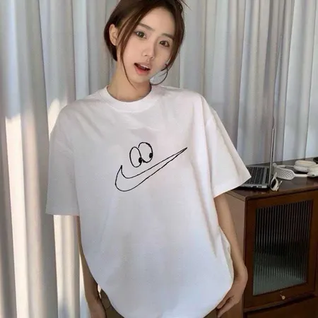 ナイキ Tシャツ