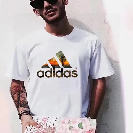 アディダス Tシャツ