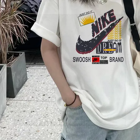 ナイキ Tシャツ