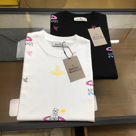 ヴィヴィアン・ウエストウッド Tシャツ