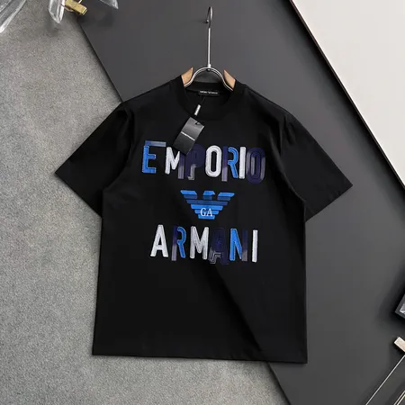 アルマーニ Tシャツ