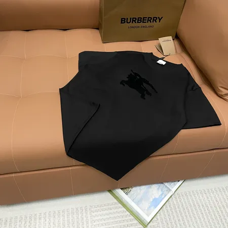 バーバリー ス Tシャツ