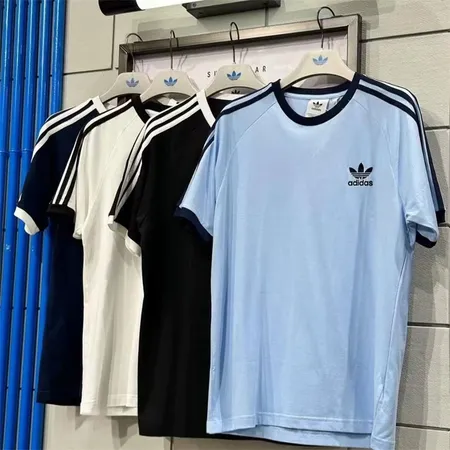 アディダス Tシャツ