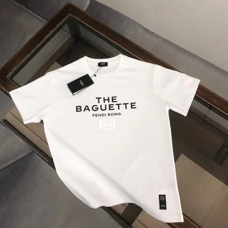 フェンディ Tシャツ