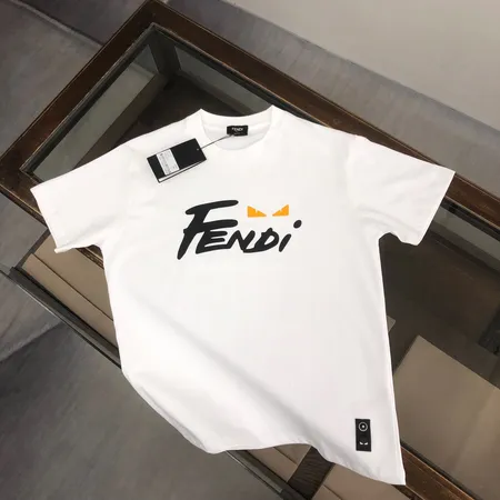 フェンディ Tシャツ