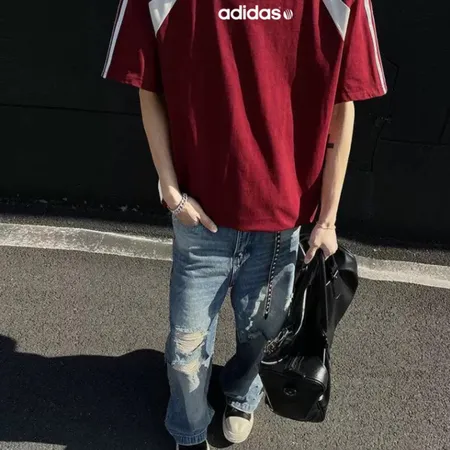 アディダス Tシャツ