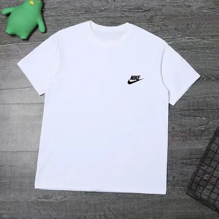 ナイキ Tシャツ