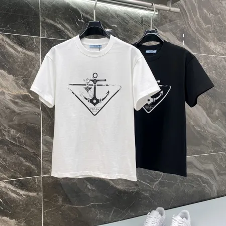 プラダ Tシャツ