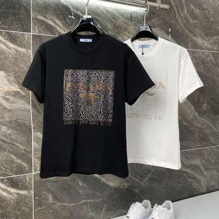 プラダ Tシャツ