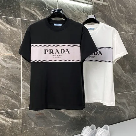 プラダ Tシャツ