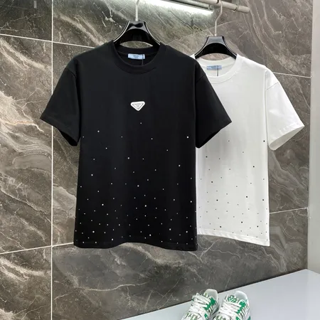 プラダ Tシャツ