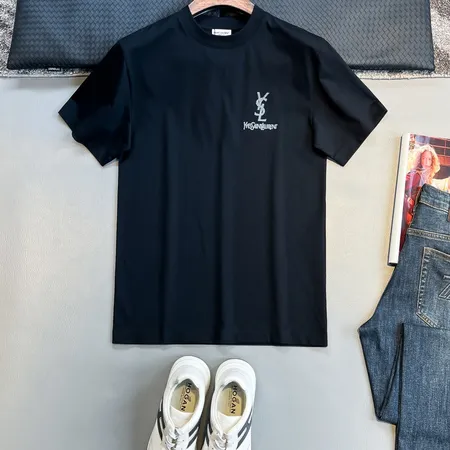 イブサンローラン Tシャツ