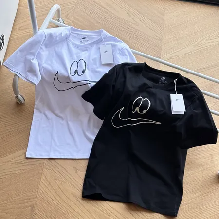 ナイキ Tシャツ