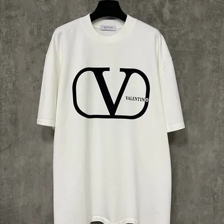 ヴァレンティノ Tシャツ